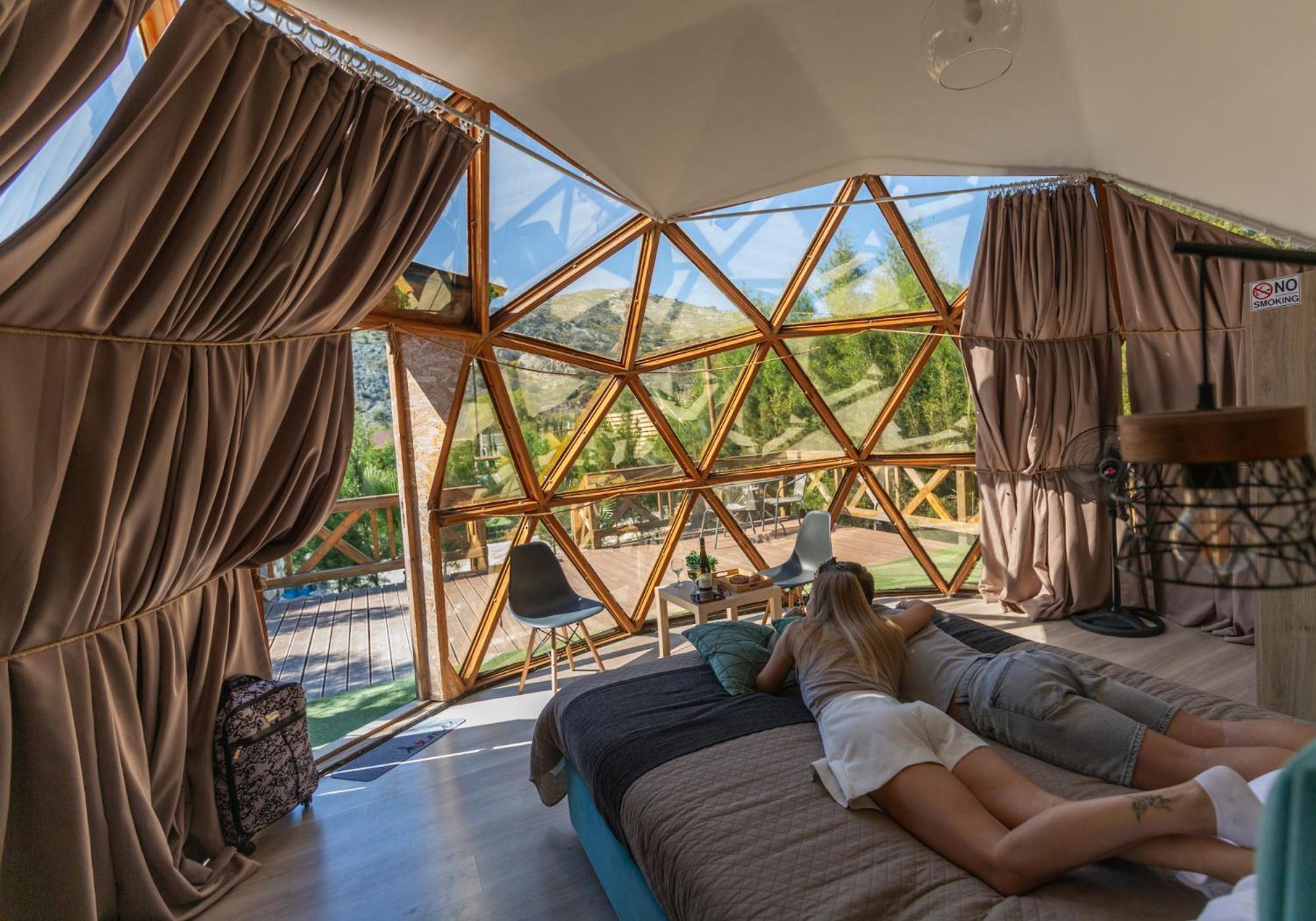 Готель Amazing Cyprus Glamping Domes - Glamping Cyprus Пафос Екстер'єр фото